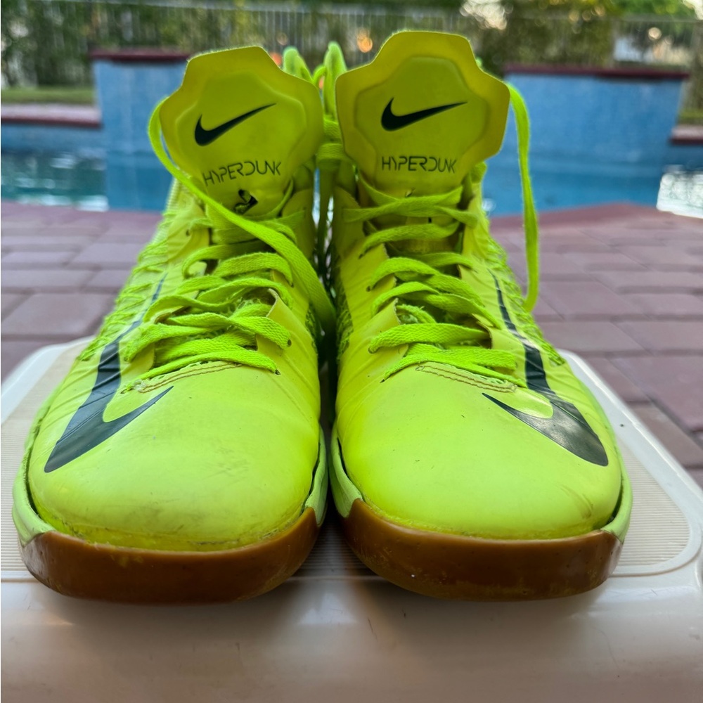 Nike used men Athletic shoes 11